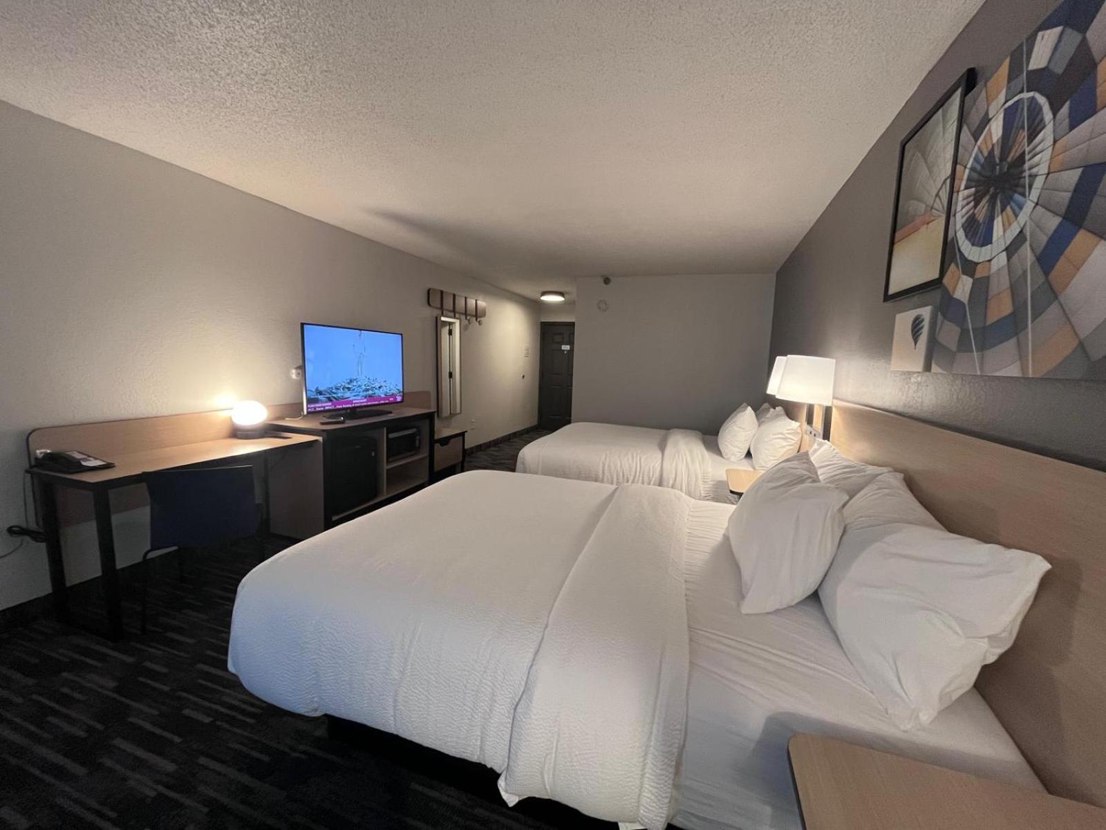 Queen Room with Two Queen Beds