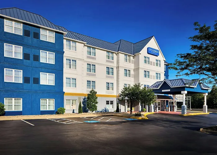City Express By Marriott Louisville Southeast